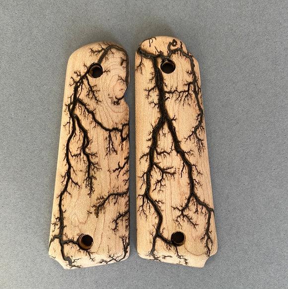 1911 Full Size Electrocuted Maple Grips - 019